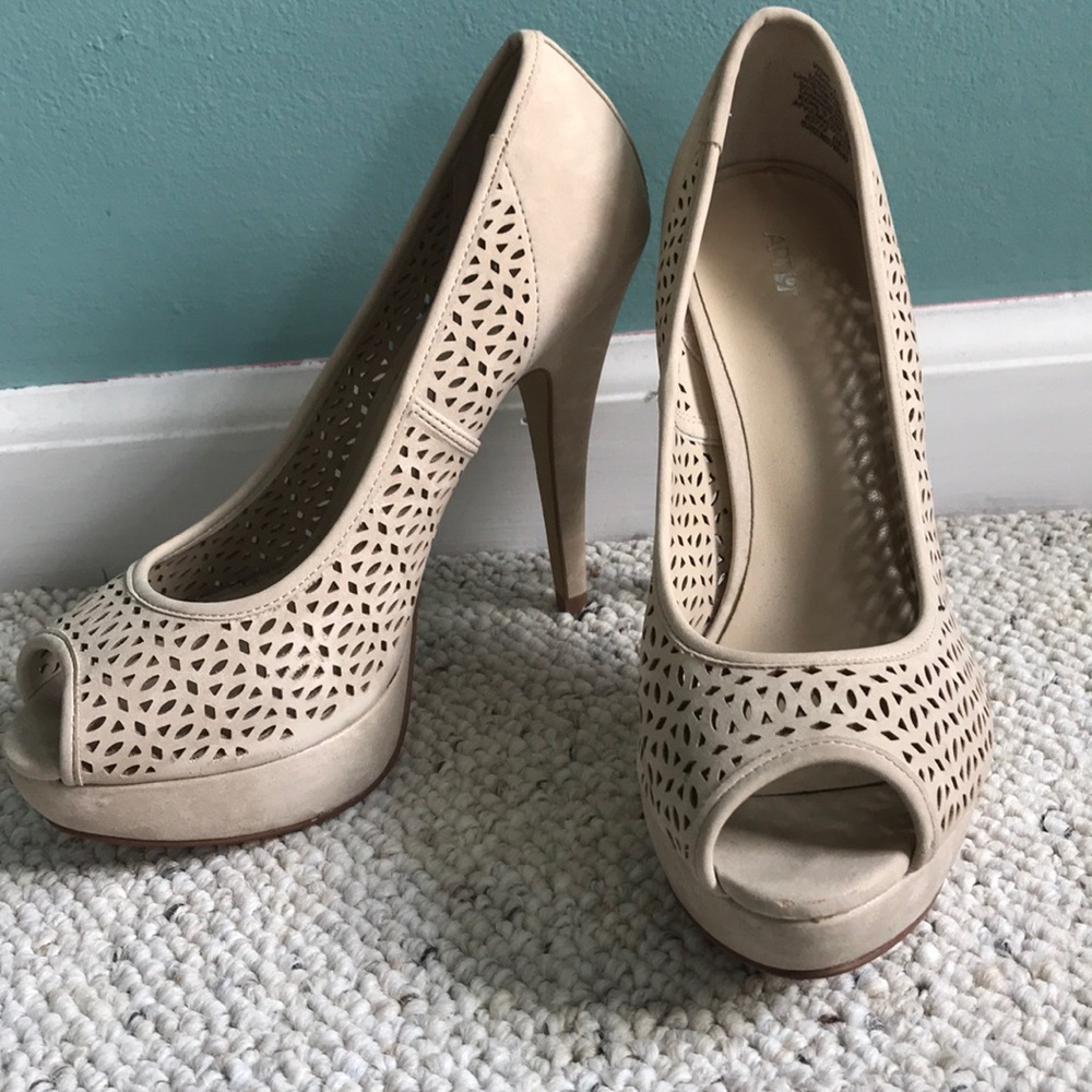 APT 9 High heels